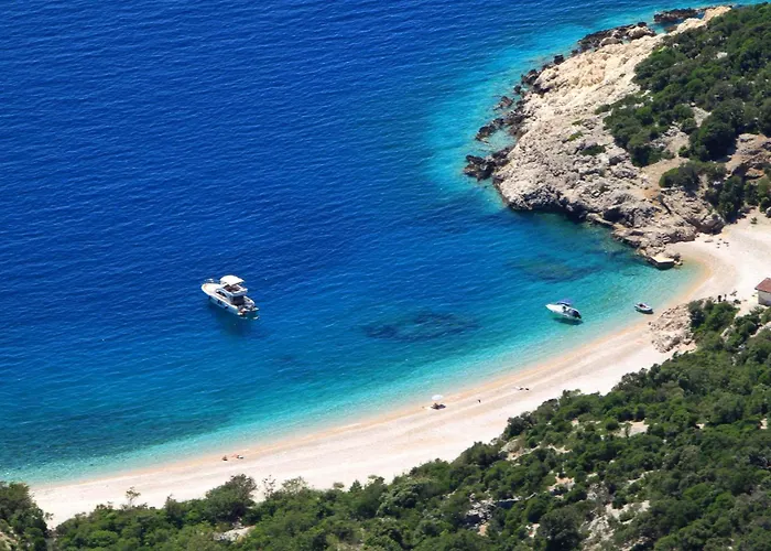 아파트 With Parking Space - 22185